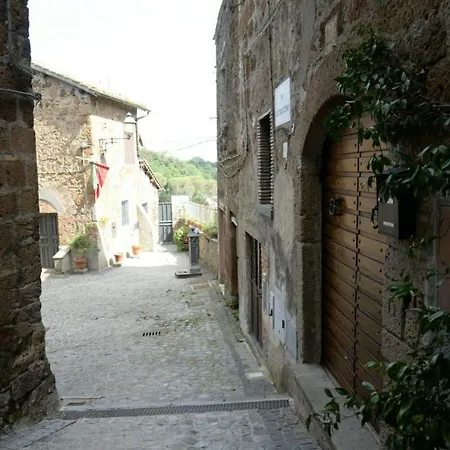 Casa San Pietro Alloggio Turistico * Capranica