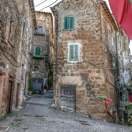 Apartment Casa San Pietro Alloggio Turistico Capranica